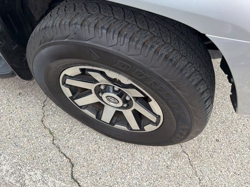 Used 2024 Toyota 4Runner TRD Off-Road image 12