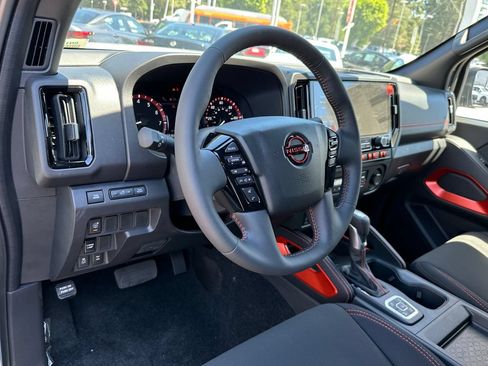 New 2026 Nissan Frontier PRO-4X w/ Tow Package AWD/4WD image 20