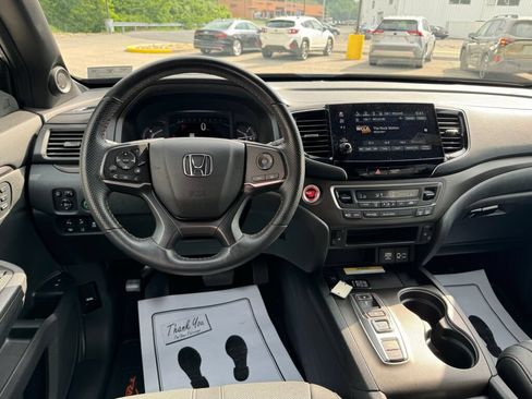 Used 2022 Honda Passport TrailSport image 23
