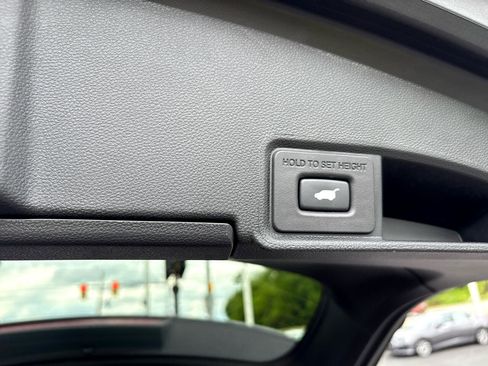 Used 2023 Acura RDX SH-AWD image 32