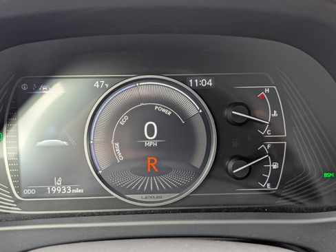 Used 2020 Lexus UX 250h w/ Premium Package image 25