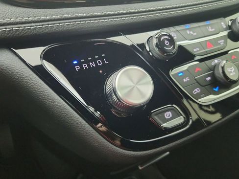 New 2026 Chrysler Pacifica Select image 28