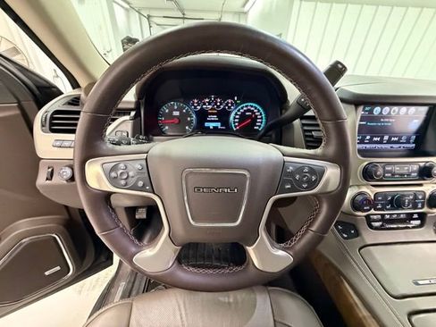Certified 2020 GMC Yukon XL Denali w/ Open Road Package image 11