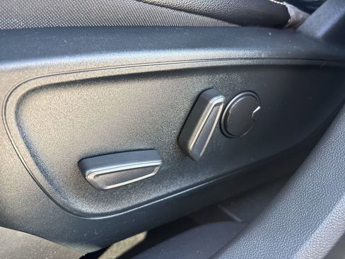 Certified 2020 Ford Escape Titanium image 20