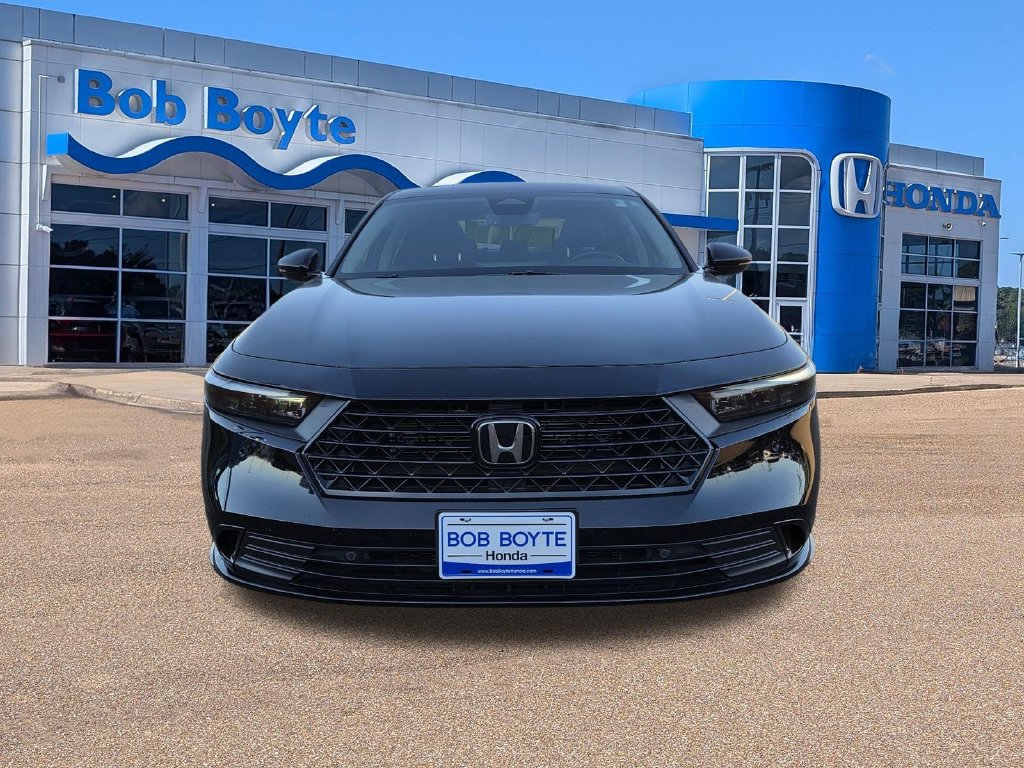 Used 2024 Honda Accord EX-L image 2
