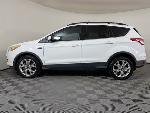 Used 2013 Ford Escape SE FWD image 2