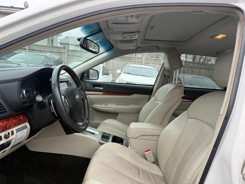 Used 2012 Subaru Outback 3.6R Limited image 16