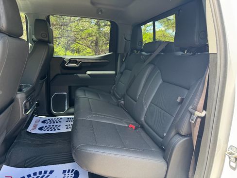 Used 2024 Chevrolet Silverado 1500 LTZ AWD/4WD image 19