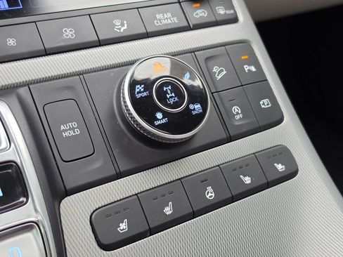 Used 2023 Hyundai Palisade Limited AWD/4WD image 32