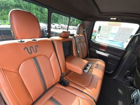 Used 2019 Ford F150 King Ranch w/ Equipment Group 601A Luxury AWD/4WD image 17