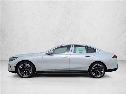 New 2026 BMW 530i xDrive image 5