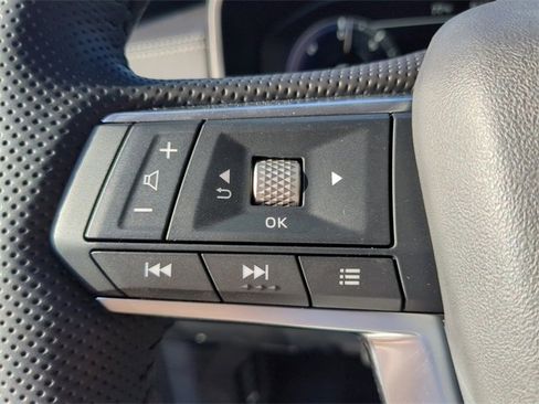 New 2025 Mitsubishi Outlander SEL image 33