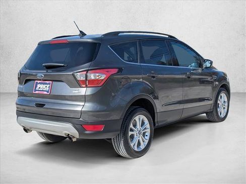 Used 2018 Ford Escape SE w/ SE Sync 3 Package AWD/4WD image 5