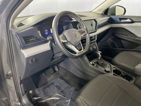 Used 2022 Volkswagen Taos SE image 9