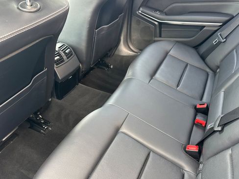 Used 2014 Mercedes-Benz E 350 Sedan image 13