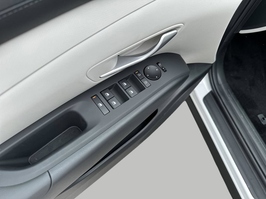New 2026 Hyundai Tucson SE FWD image 14
