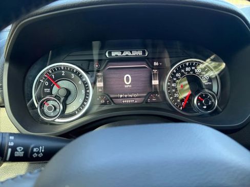 Used 2022 RAM 1500 Laramie w/ Sport Appearance Package image 9