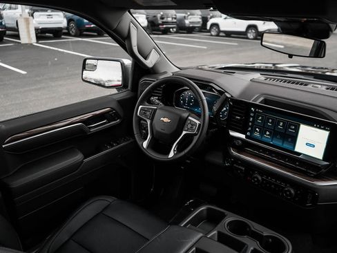 New 2026 Chevrolet Silverado 1500 LT image 12