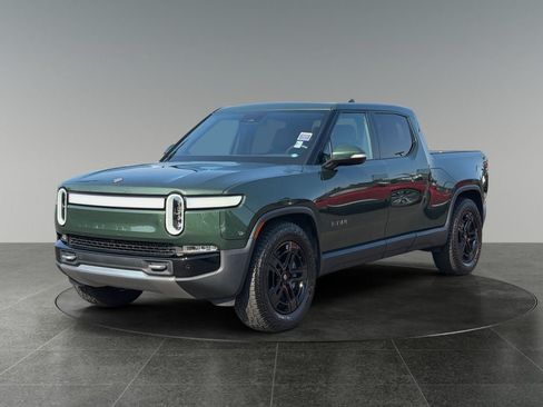Used 2024 Rivian R1T Adventure AWD/4WD image 3