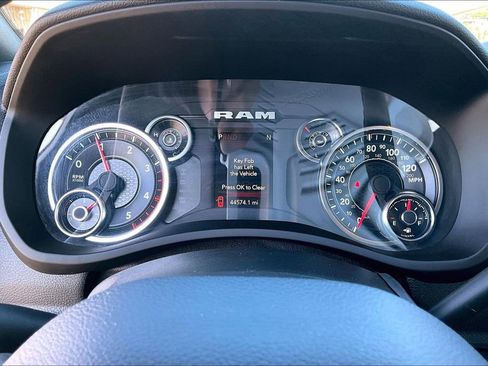 Used 2023 RAM 2500 Big Horn w/ Level 1 Equipment Group image 14