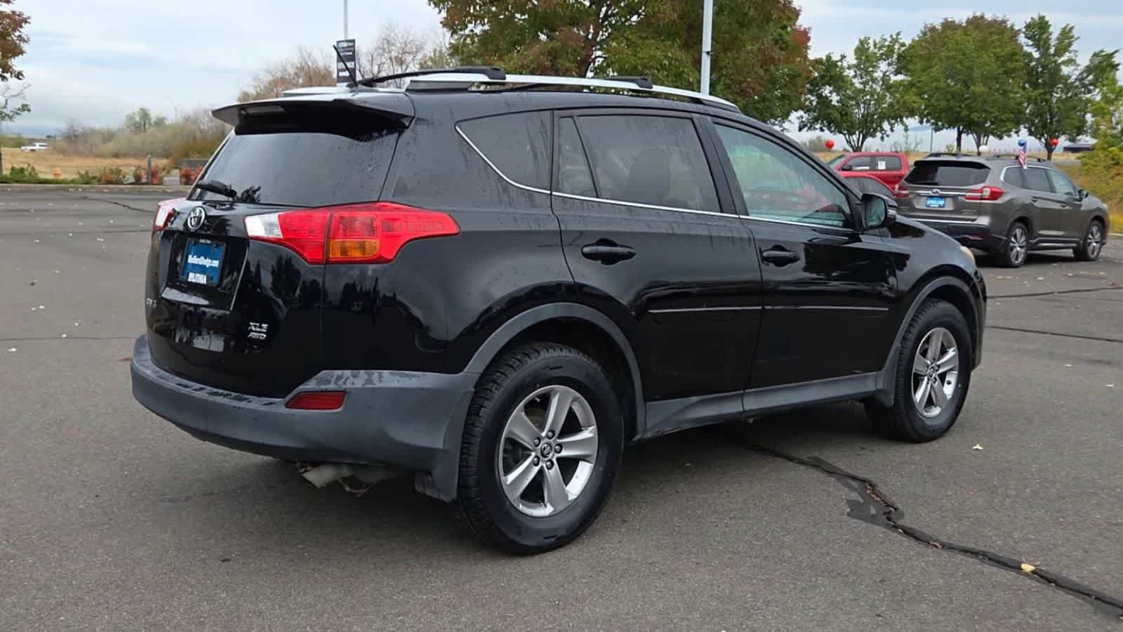 Used 2015 Toyota RAV4 XLE AWD/4WD image 8