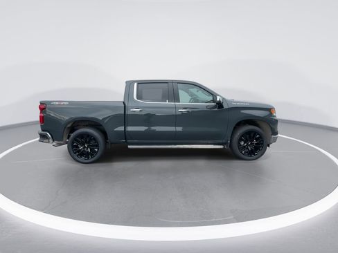 New 2026 Chevrolet Silverado 1500 LTZ w/ LTZ Premium Package image 9