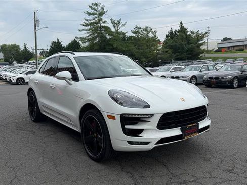 Used 2018 Porsche Macan GTS AWD/4WD image 3