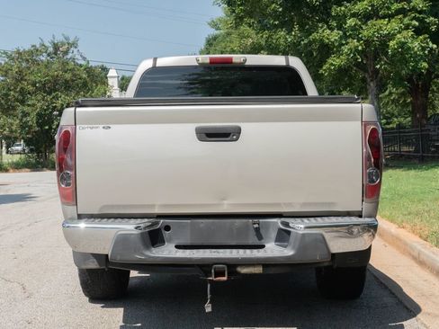 Used 2005 Chevrolet Colorado LS RWD image 7