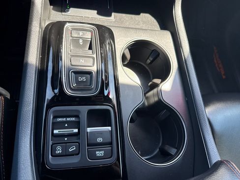 Certified 2025 Honda Pilot TrailSport image 33