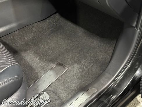 Used 2021 Toyota Venza Limited w/ Advanced Technology Package AWD/4WD image 27
