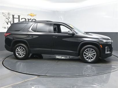 Used 2023 Chevrolet Traverse LT