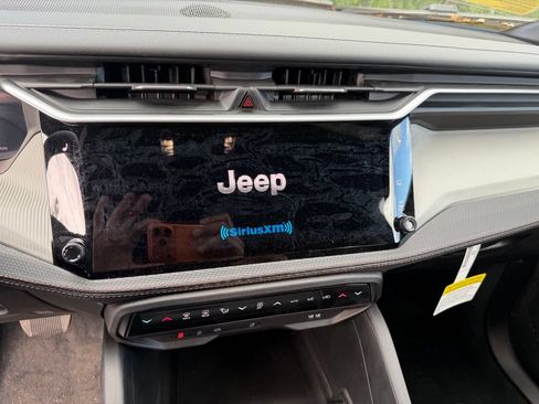 New 2026 Jeep Cherokee Limited AWD/4WD image 15