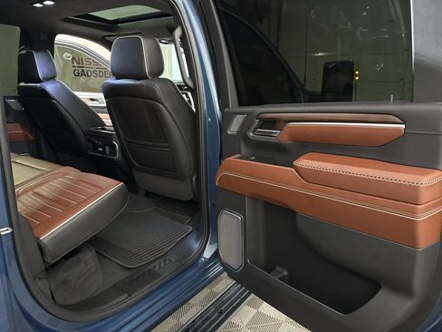 Used 2024 GMC Sierra 2500 Denali Ultimate AWD/4WD image 24