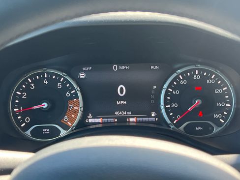 Used 2022 Jeep Renegade Altitude image 25