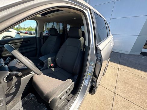 Used 2024 Honda CR-V EX image 12