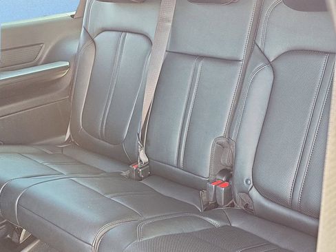 New 2026 Jeep Grand Wagoneer L Limited w/ Convenience Group I image 17