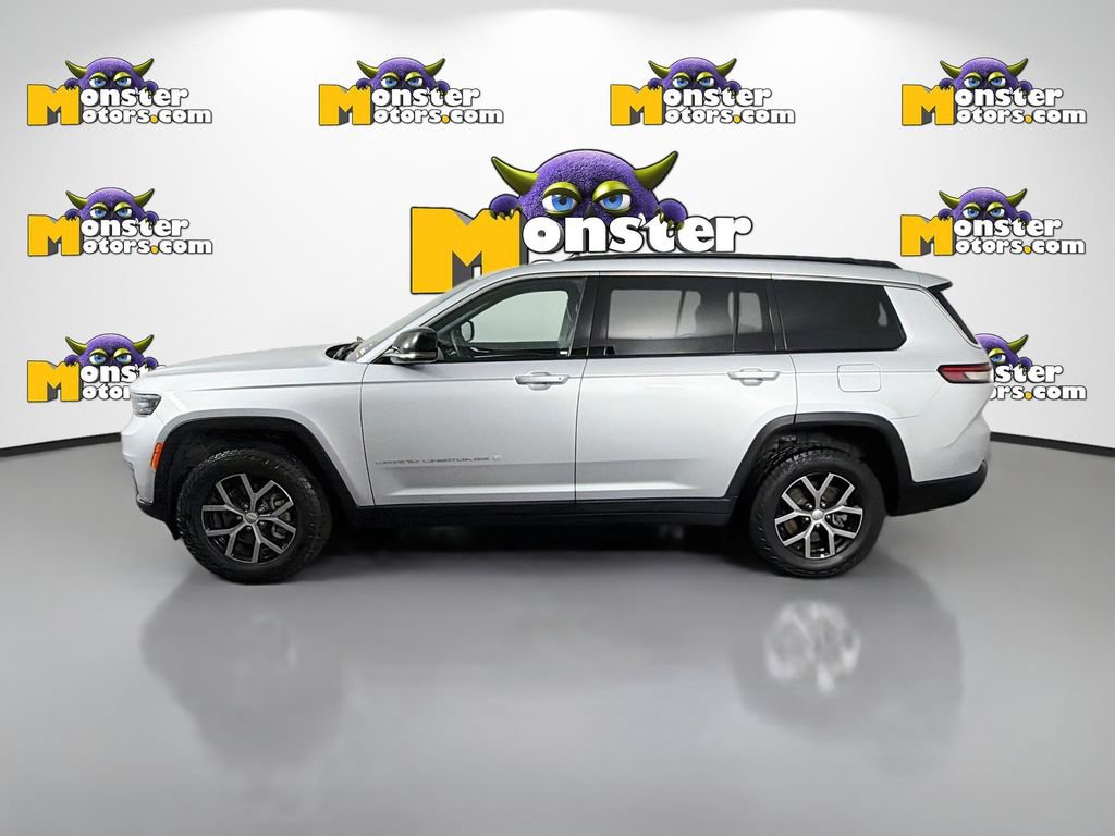 Used 2024 Jeep Grand Cherokee L Limited AWD/4WD image 8