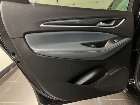 Used 2023 Buick Enclave Premium w/ Experience Buick Package image 29