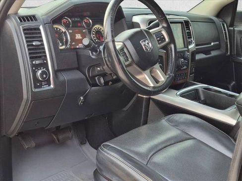 Used 2016 RAM 2500 Laramie w/ Sport Appearance Group AWD/4WD image 9