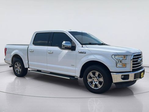 Used 2015 Ford F150 XLT w/ Equipment Group 302A Luxury RWD image 3