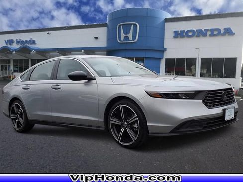 Used 2024 Honda Accord Sport image 1