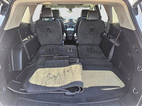 Used 2020 Buick Enclave Avenir w/ Avenir Technology Package FWD image 6