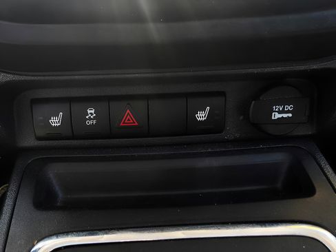 Used 2015 Jeep Patriot High Altitude AWD/4WD image 30