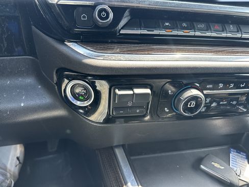 Certified 2023 Chevrolet Silverado 1500 RST AWD/4WD image 18