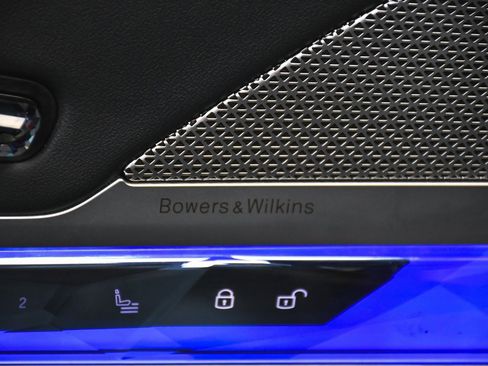 Used 2025 BMW 740i xDrive 740i xDrive image 11