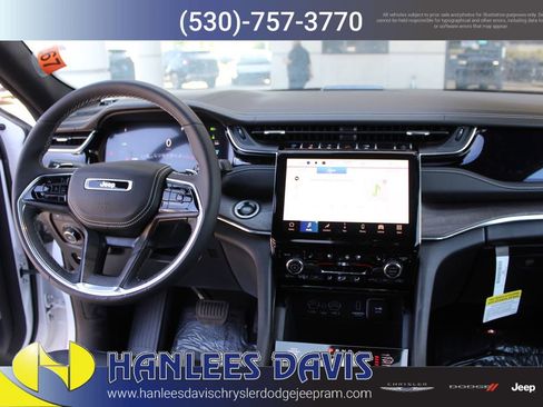 New 2023 Jeep Grand Cherokee Overland w/ MOPAR Finishing Package AWD/4WD image 19