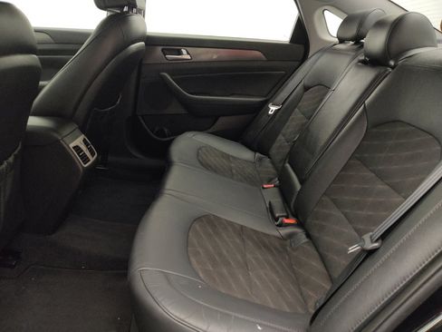 Used 2016 Hyundai Sonata Sport w/ Option Group 02 FWD image 18