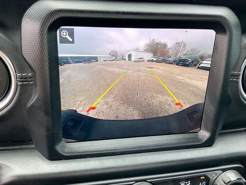 Used 2021 Jeep Gladiator Overland w/ Popular Equipment Package image 25