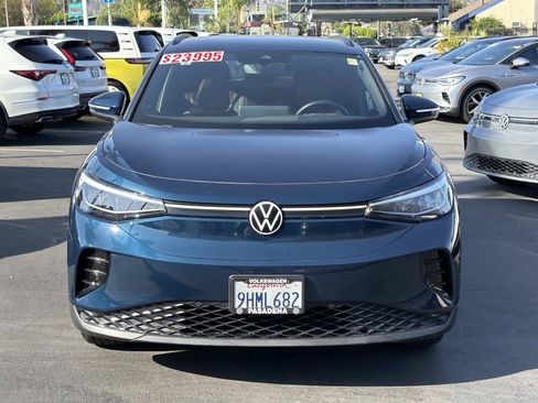 Certified 2023 Volkswagen ID.4 Pro RWD image 2