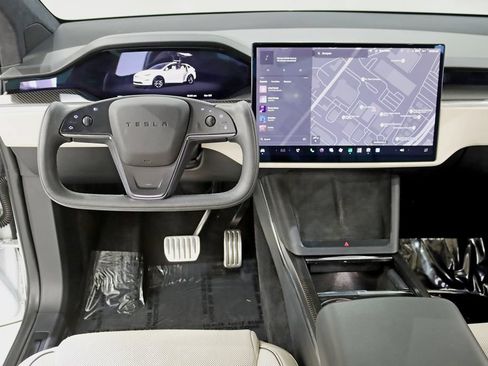 Used 2022 Tesla Model X Plaid AWD/4WD image 14